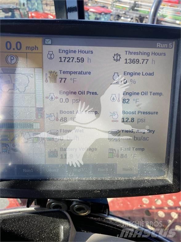 Case IH 8240 コンバイン