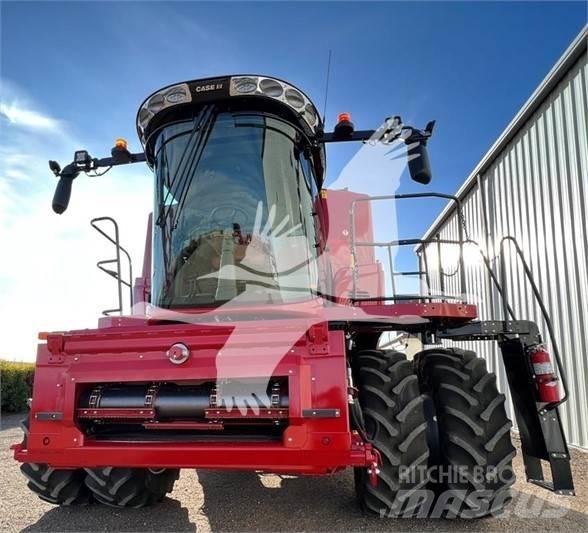 Case IH 8250 コンバイン