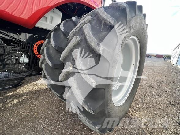 Case IH 8250 コンバイン