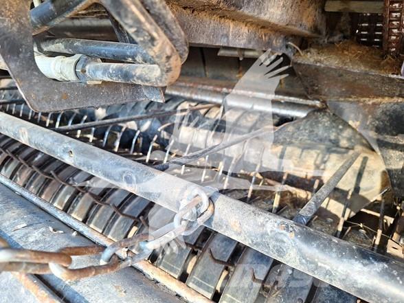 Case IH RB565 ラウンドベーラー