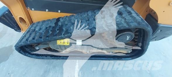 CASE TR310B スキッドステアローダー