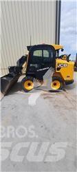 JCB 3TS-8W スキッドステアローダー