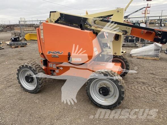 JLG 340AJ ブームリフト　屈伸型