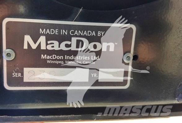 MAC DON D65 コンバイン・ハーベスター・ヘッド