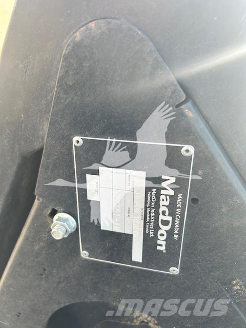 MAC DON FD140 コンバイン・ハーベスター・ヘッド