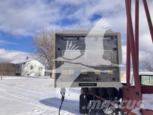 NDE 602 ミキサーフィーダー