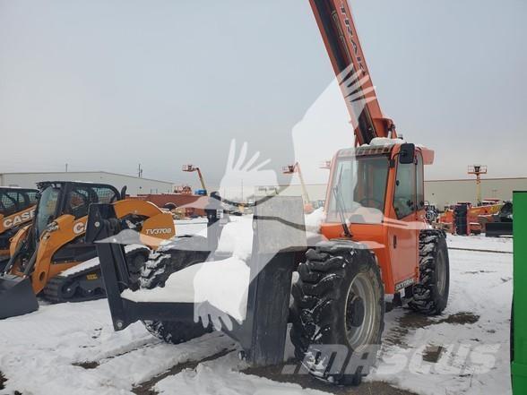 SkyTrak 10054 テレスコーピックハンドラー