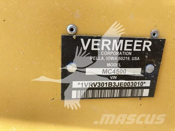 Vermeer MC4500 ウィンドローア/レーキ