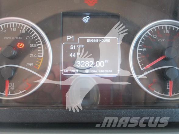 Versatile 400 トラクター