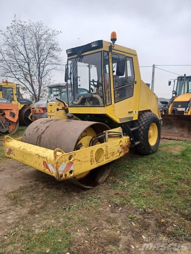 Bomag BW 177 D-3 振動ローラ