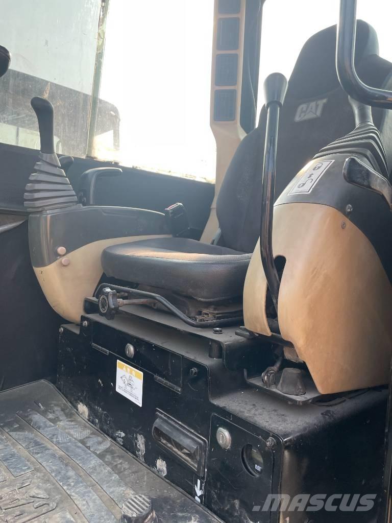 CAT 306 ミニ油圧ショベル 7t以下（ミニユンボ・ミニディガー）