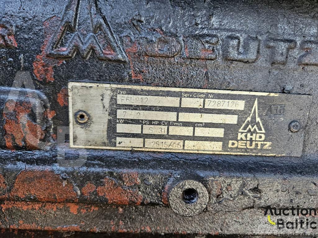 Deutz F6L912 トラクター