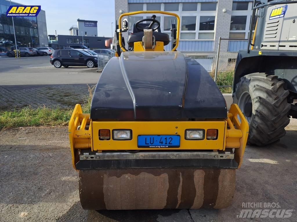 Bomag BW 120 AC-4 タンデムローラ