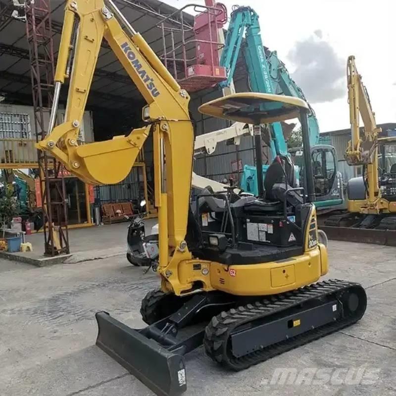 Komatsu PC 30 ミニ油圧ショベル 7t以下（ミニユンボ・ミニディガー）