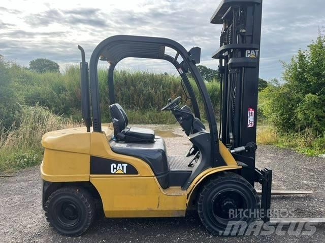 CAT DP 30 N ディーゼル・軽油