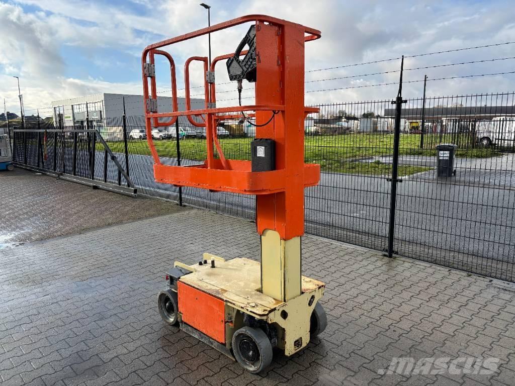 JLG 1230ES 垂直昇降型リフト