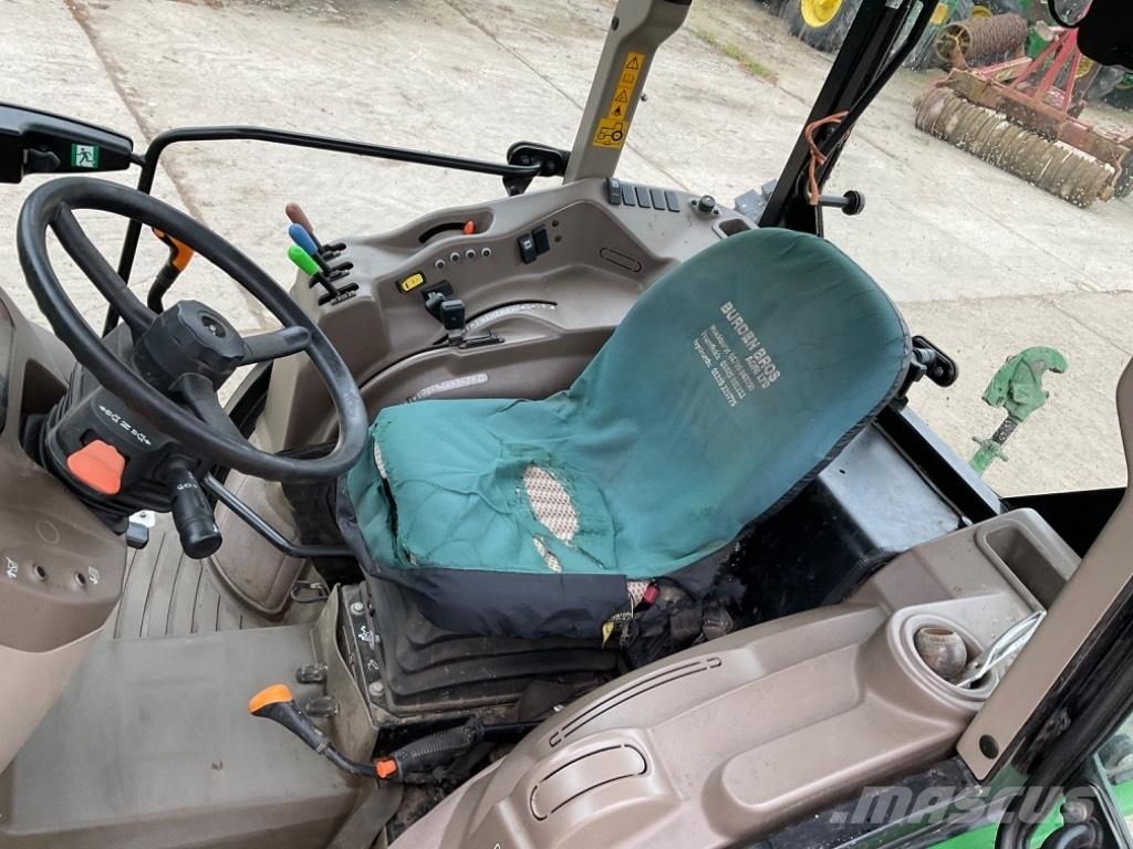 John Deere 5090 GF トラクター