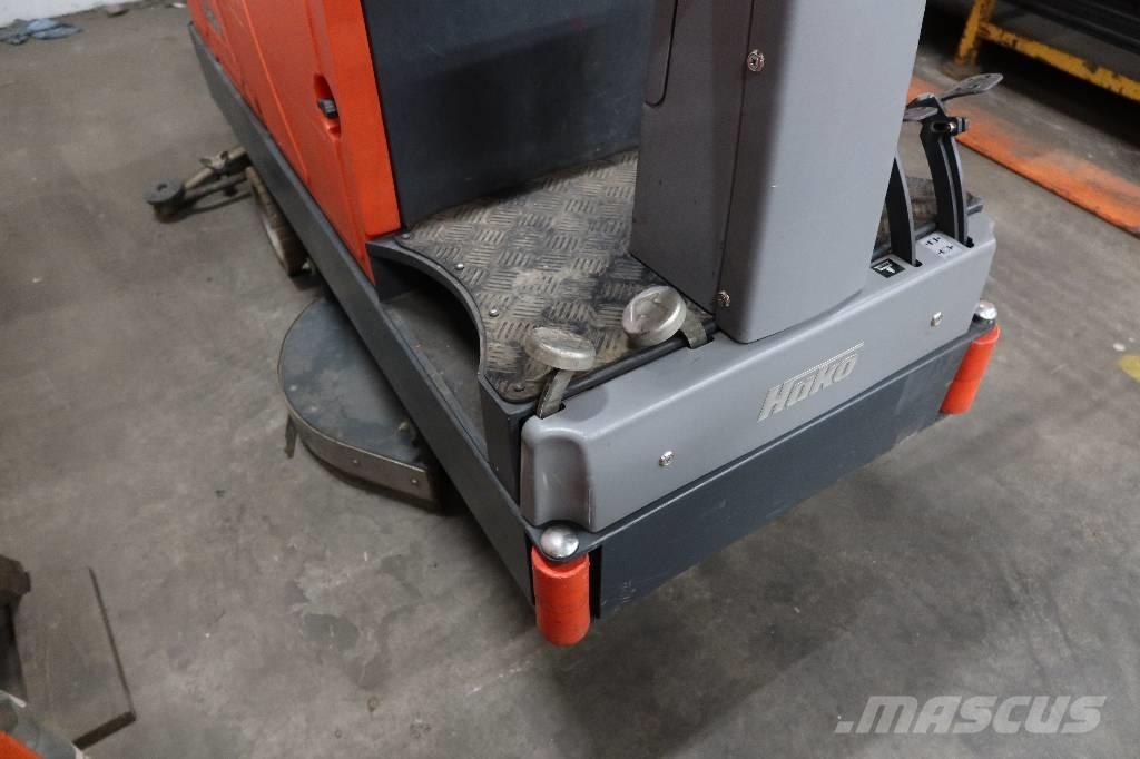 Hako B910 床洗浄機（スクラバー）