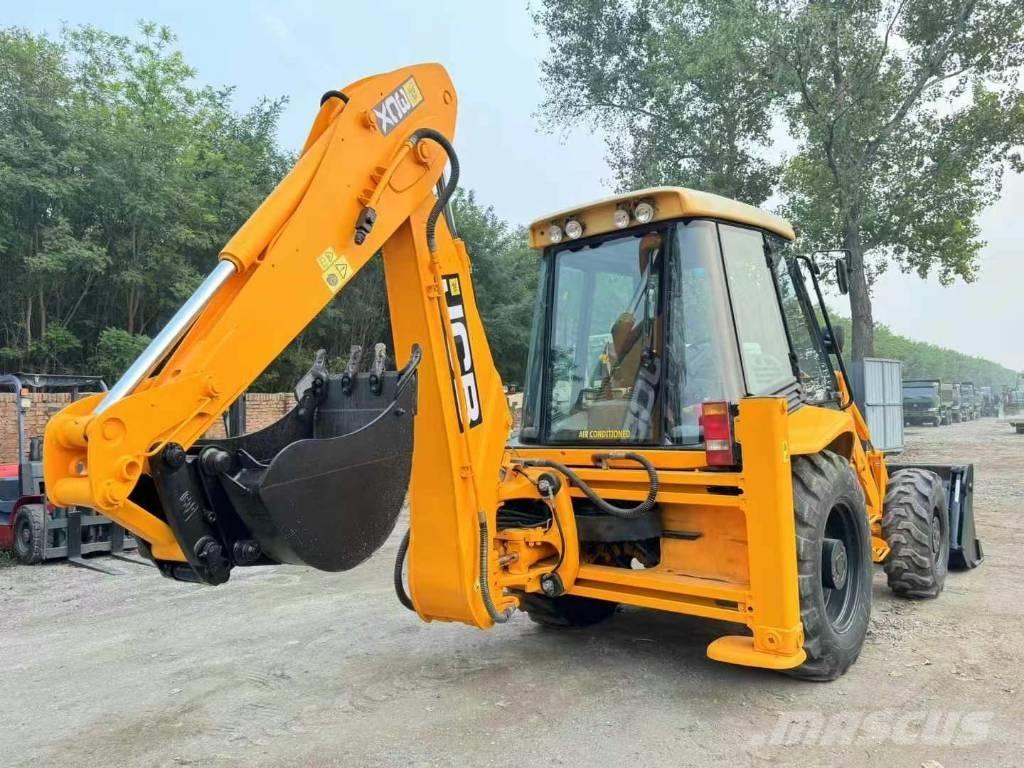JCB 3 CX バックホーローダー