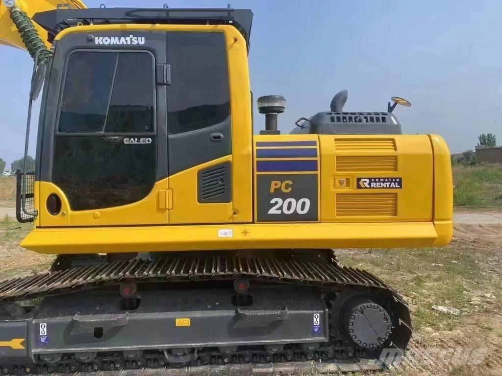Komatsu PC 200-8 中型油圧ショベル 7ｔ-12ｔ（ユンボ・パワーショベル・バックホー）