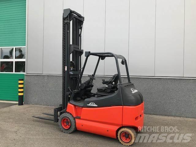 Linde E25/600-02 バッテリーフォークリフト
