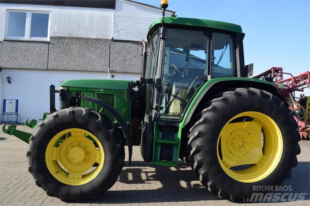 John Deere 6410 トラクター