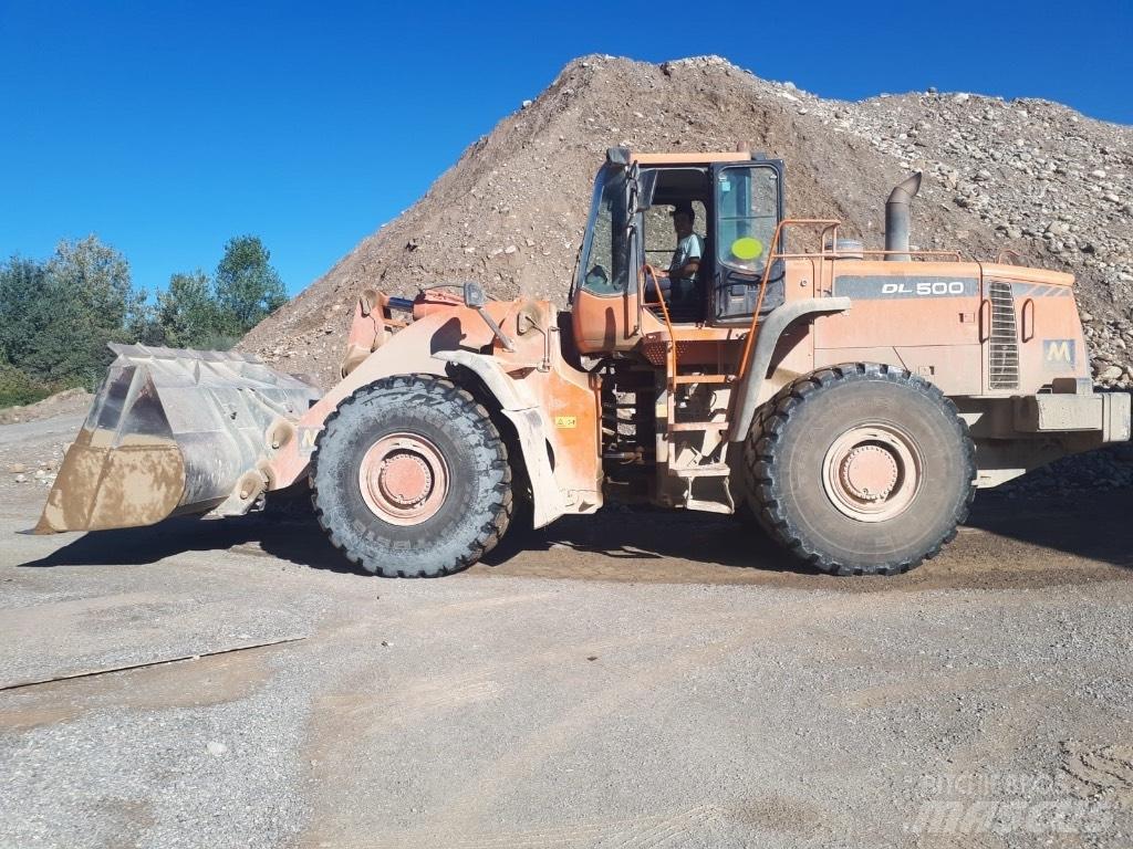 Doosan DL 500 ホイールローダー・タイヤショベル