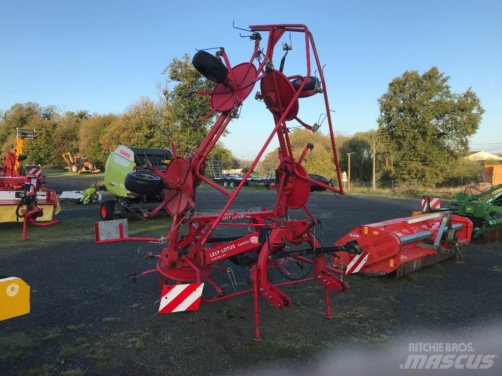 Lely LOTUS 770 テッダー・テッダーレーキ