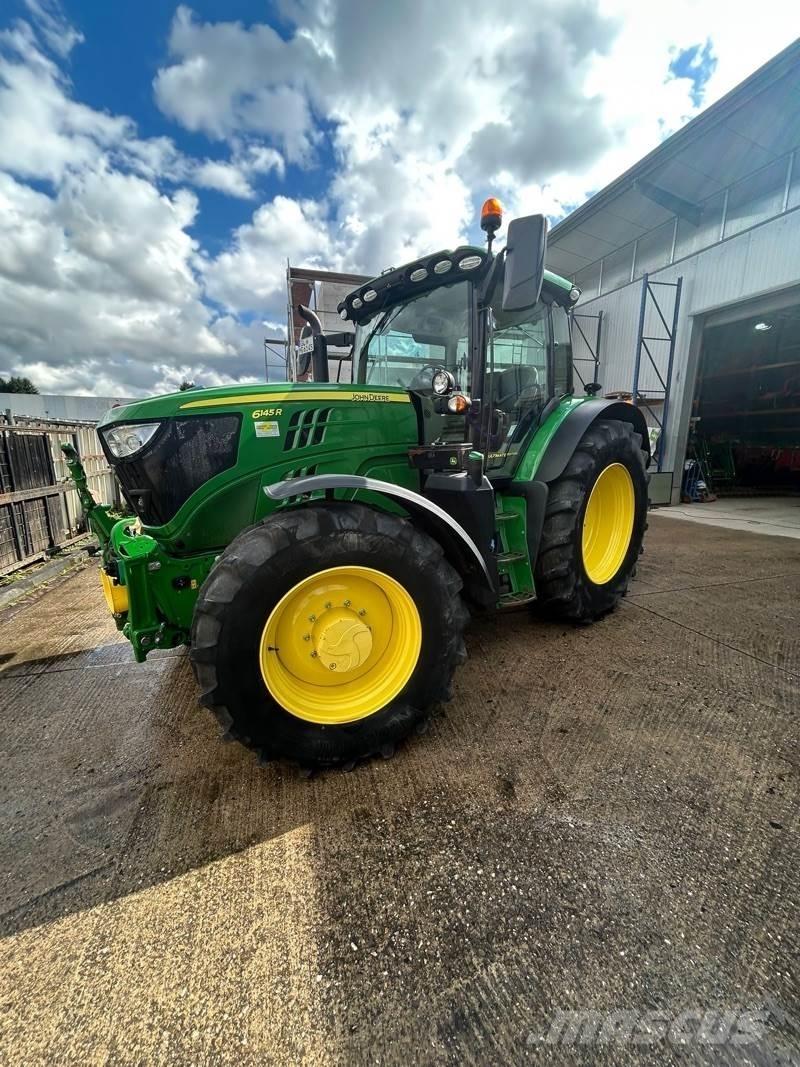 John Deere 6145R トラクター