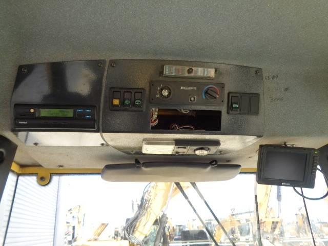 Bomag BW 219 D H-4 振動ローラ