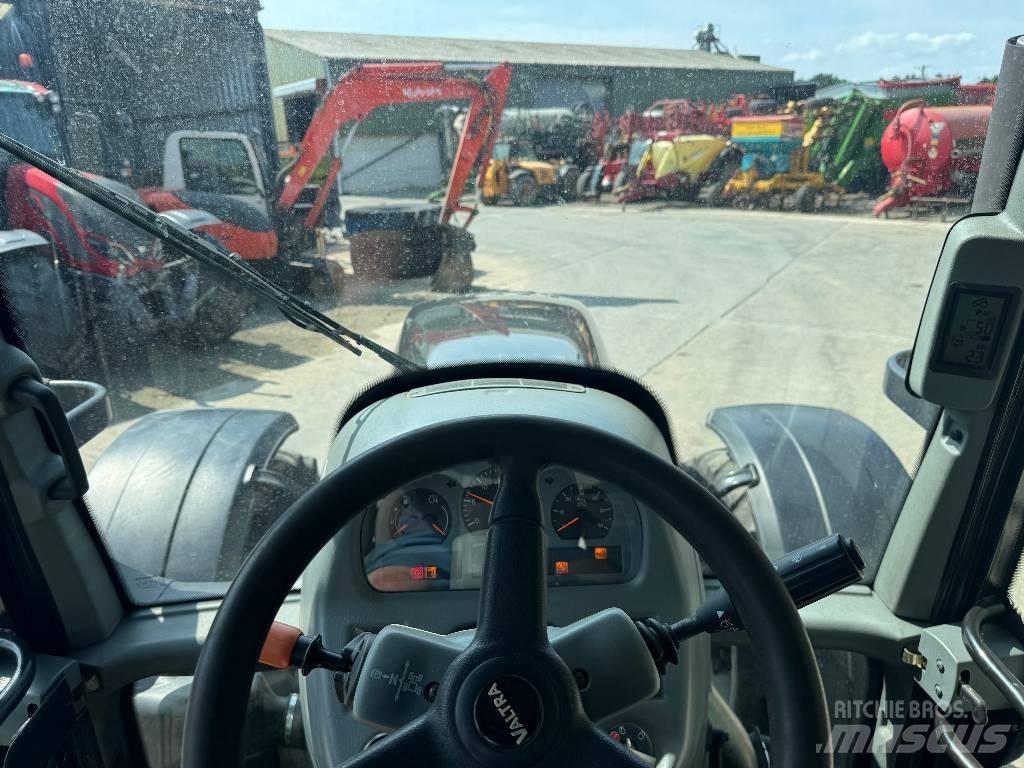 Valtra T163 Direct トラクター