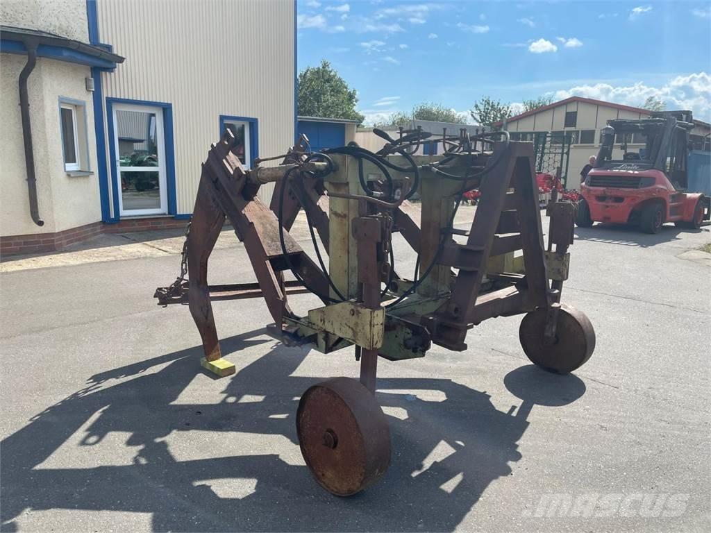 Fortschritt B 371 肥料散布機