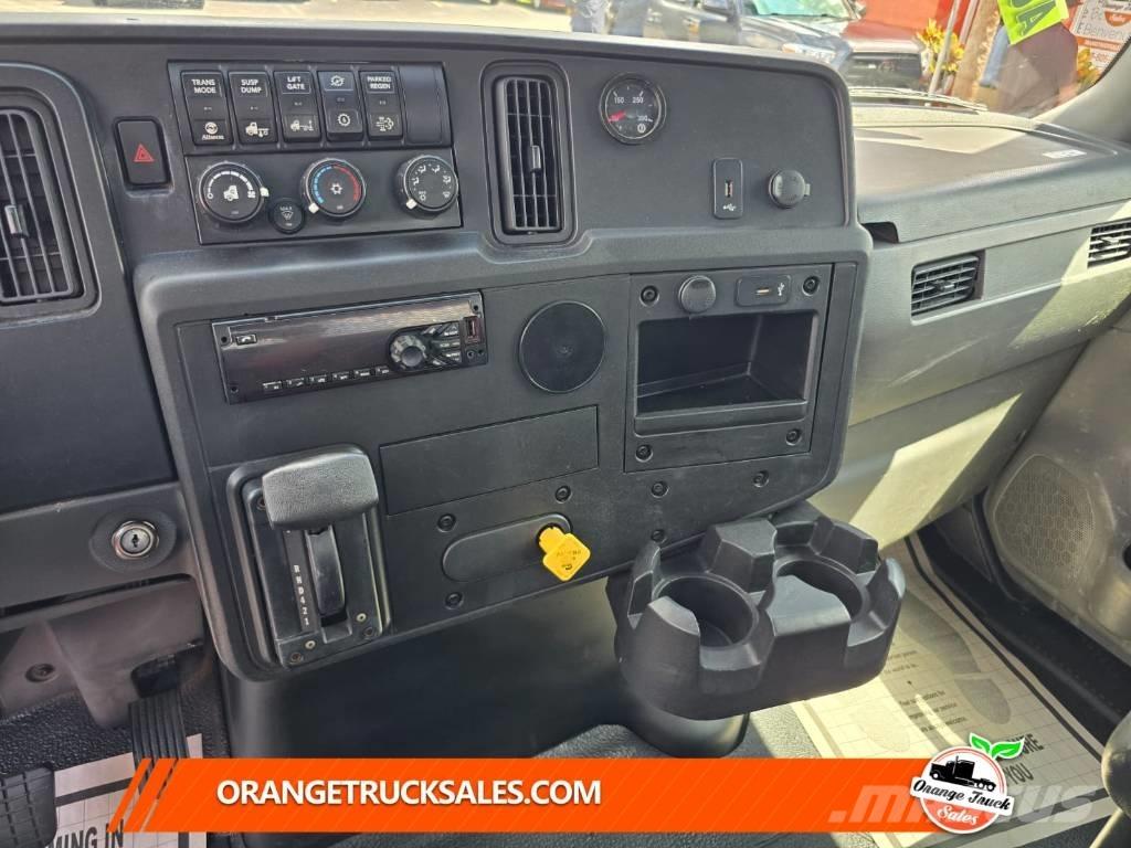 International MV607 平ボディー