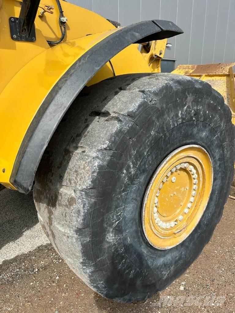 CAT 980 M ホイールローダー・タイヤショベル