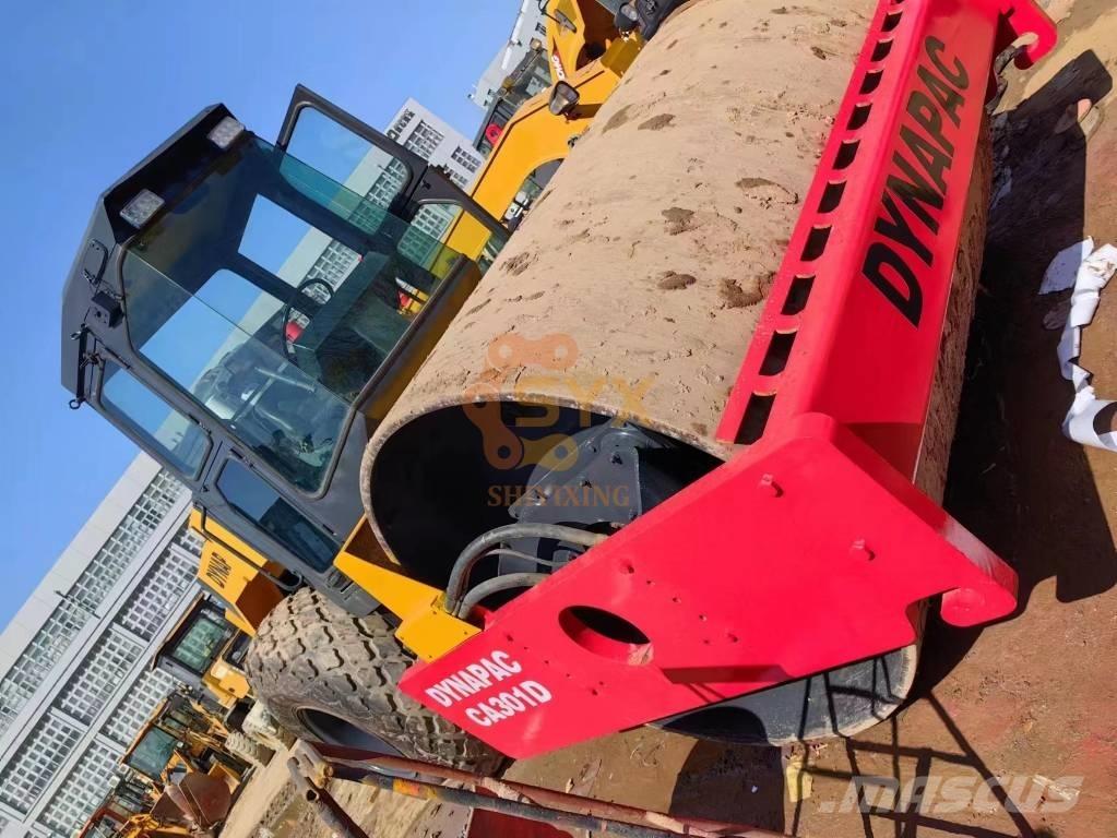 Dynapac CA 301 振動ローラ