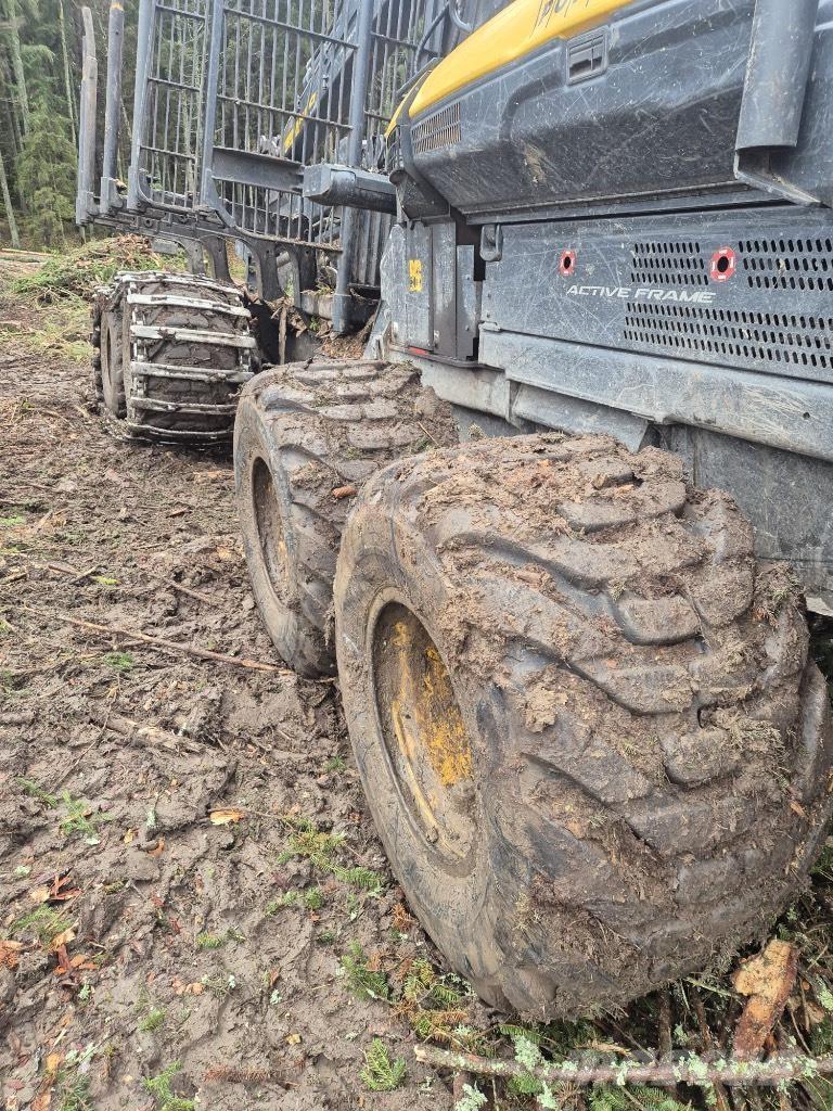 Ponsse Bison フォワーダー