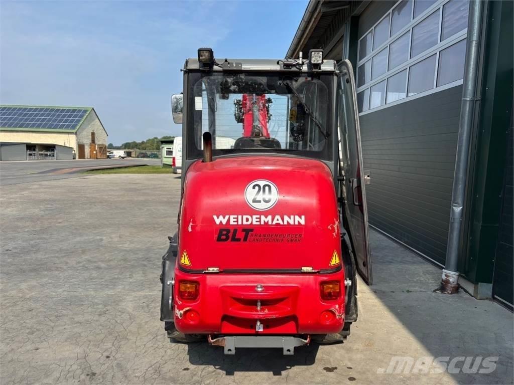 Weidemann 2070LPT テレスコーピックハンドラー