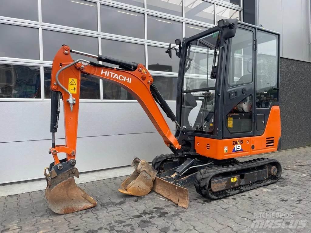 Hitachi ZX19-6 ミニ油圧ショベル 7t以下（ミニユンボ・ミニディガー）