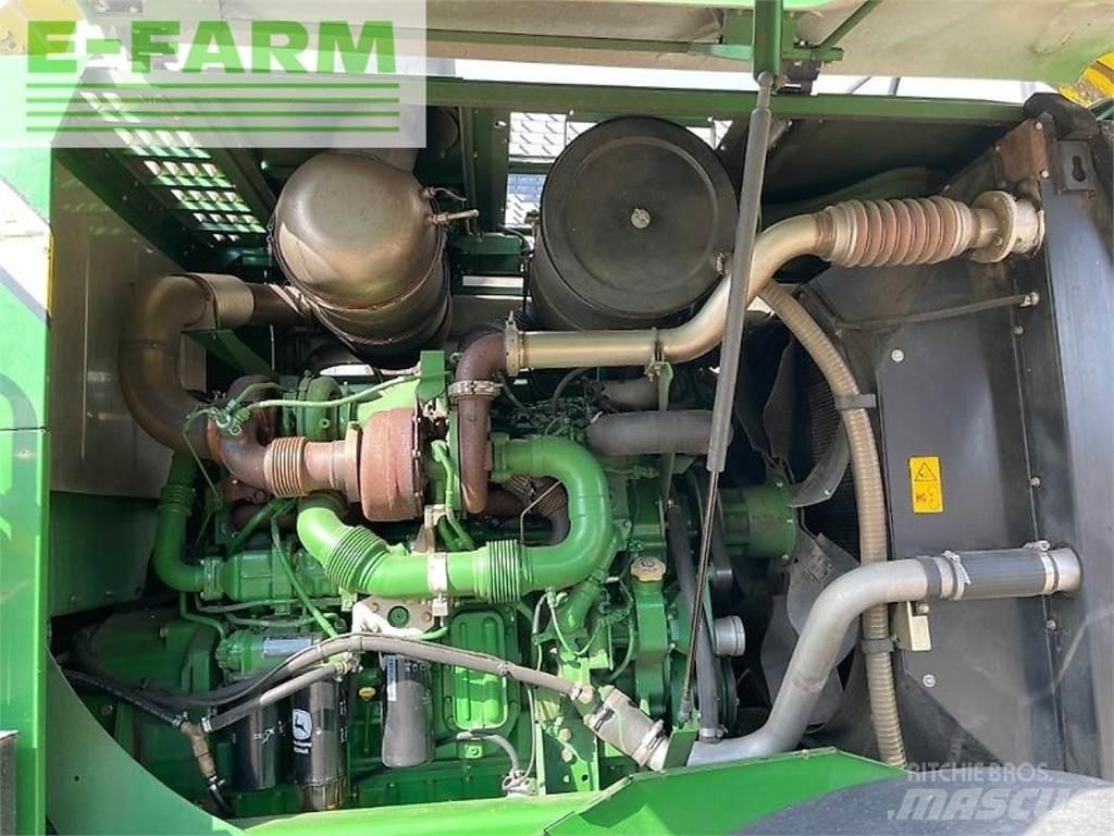 John Deere 7380 自走式フォレージハーベスター