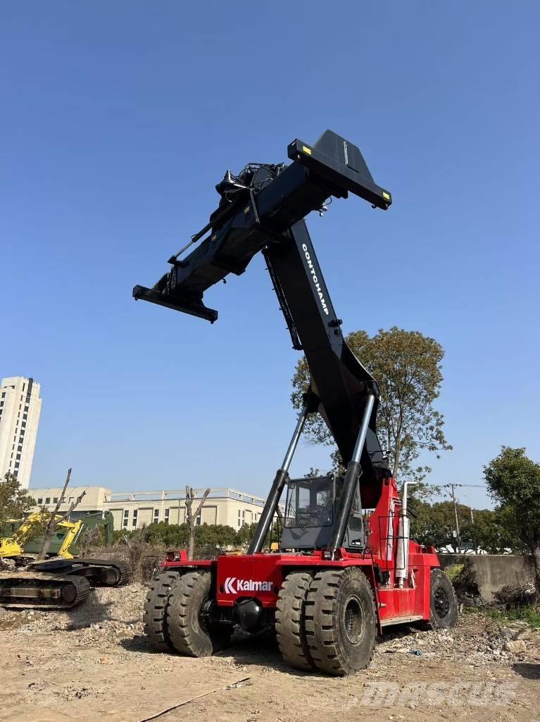 Kalmar DRT 450 リーチスタッカー