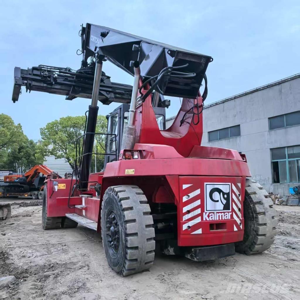 Kalmar DRT 450 リーチスタッカー
