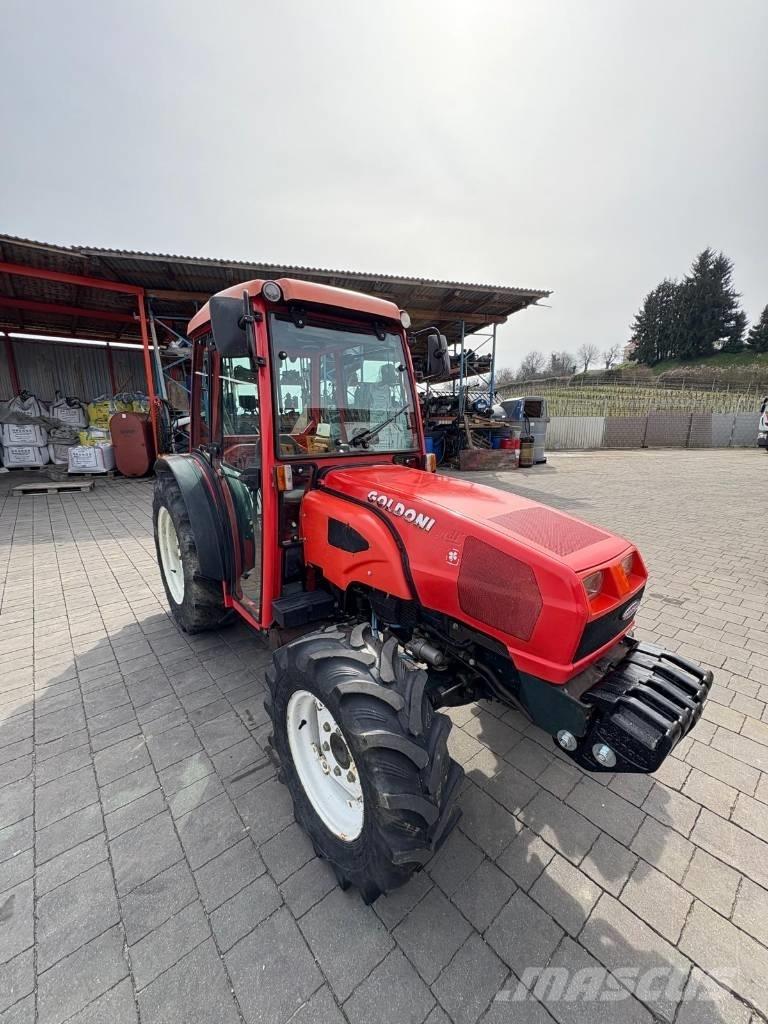 Goldoni STAR 85 トラクター