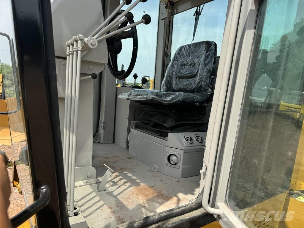 CAT 140G モーターグレーダー