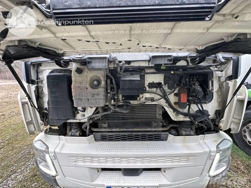 Volvo FL 240 冷凍冷蔵車