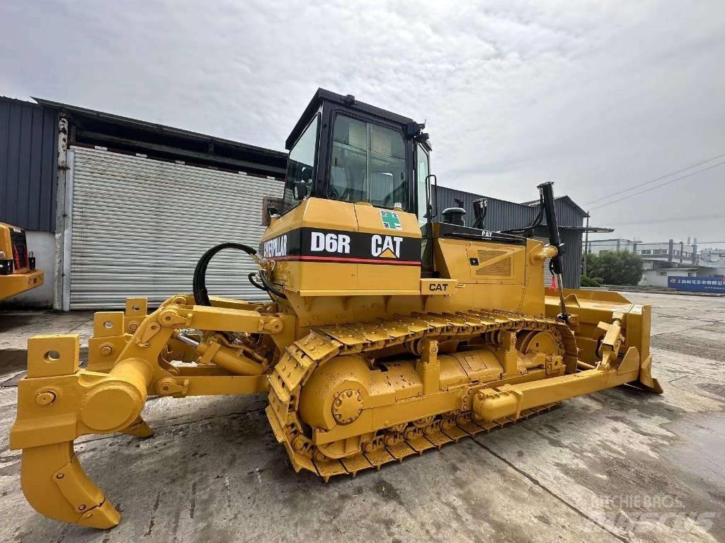 CAT D 6 R ブルドーザー