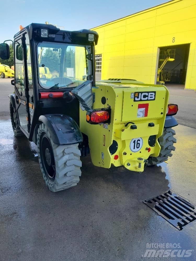JCB 525-60 テレスコーピックハンドラー