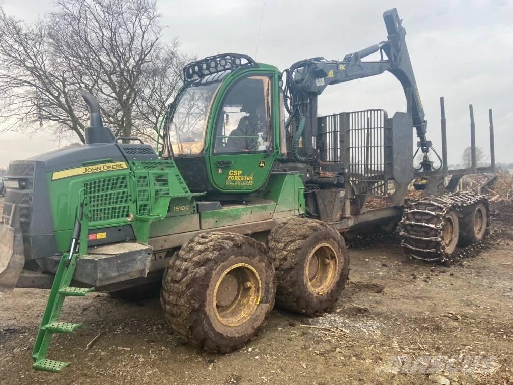 John Deere 1510 G フォワーダー
