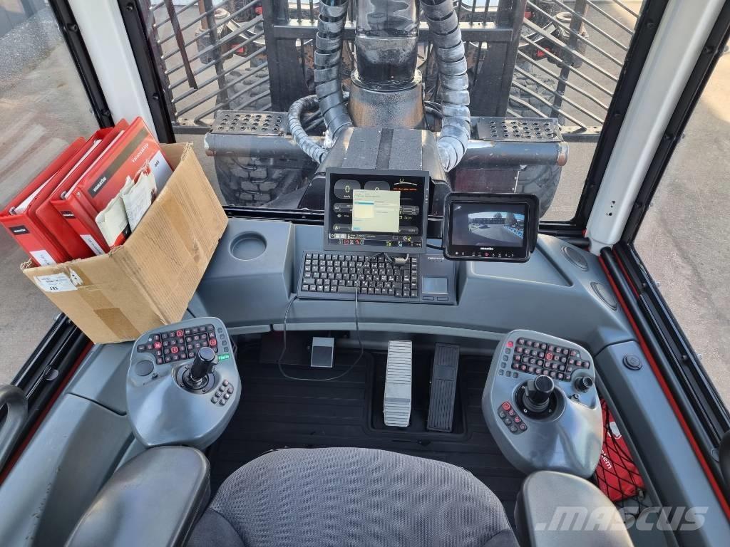 Komatsu 845 フォワーダー