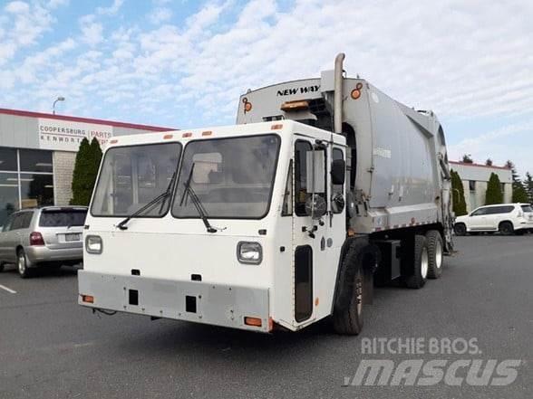 CCC LOW ENTRY 塵芥車、パッカー車