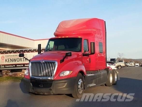 International LT 中古トラクターヘッド | トレーラーヘッド